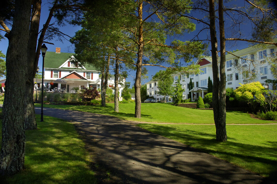 Auberge Gisele'S Inn บัดเดค ภายนอก รูปภาพ